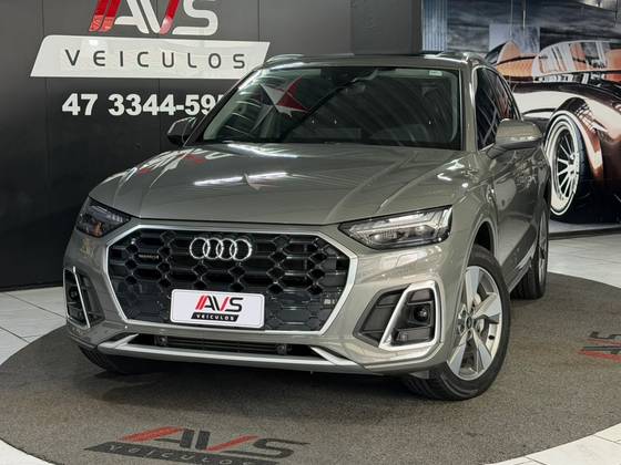 AUDI Q5 2.0 55 TFSIE PHEV PERFORMANCE QUATTRO S TRONIC AUDI Q5 2.0 55 TFSIE PHEV PERFORMANCE QUATTRO S TRONIC